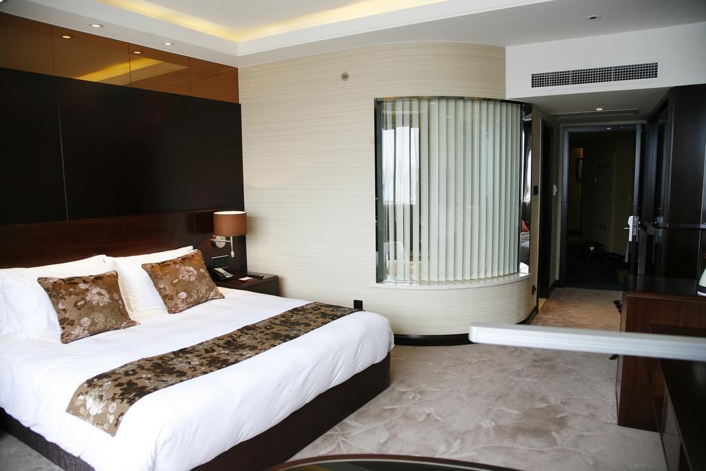 Madison Shanghai Hongqiao Exterior photo